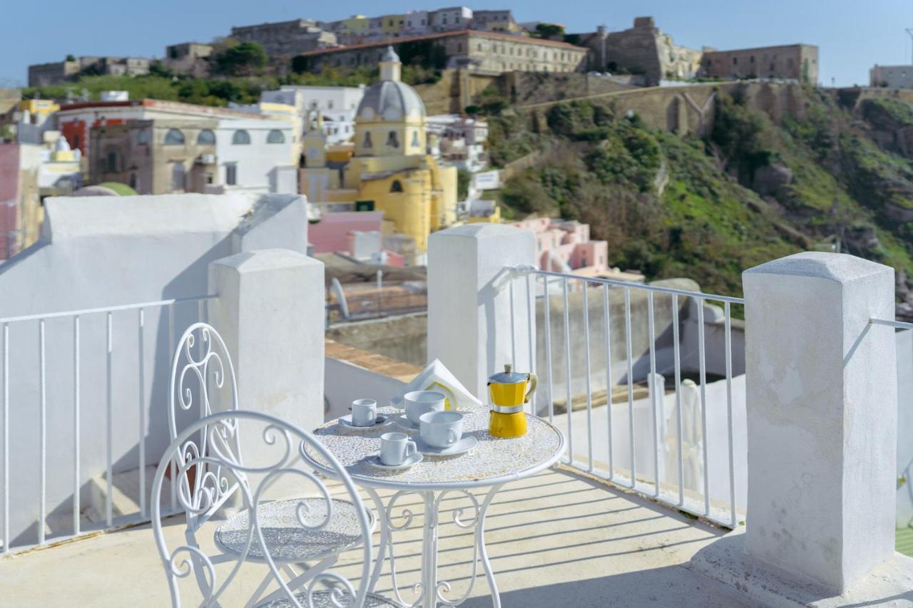 Апартаменты Torretta Corricella- Torretta Прочида Экстерьер фото