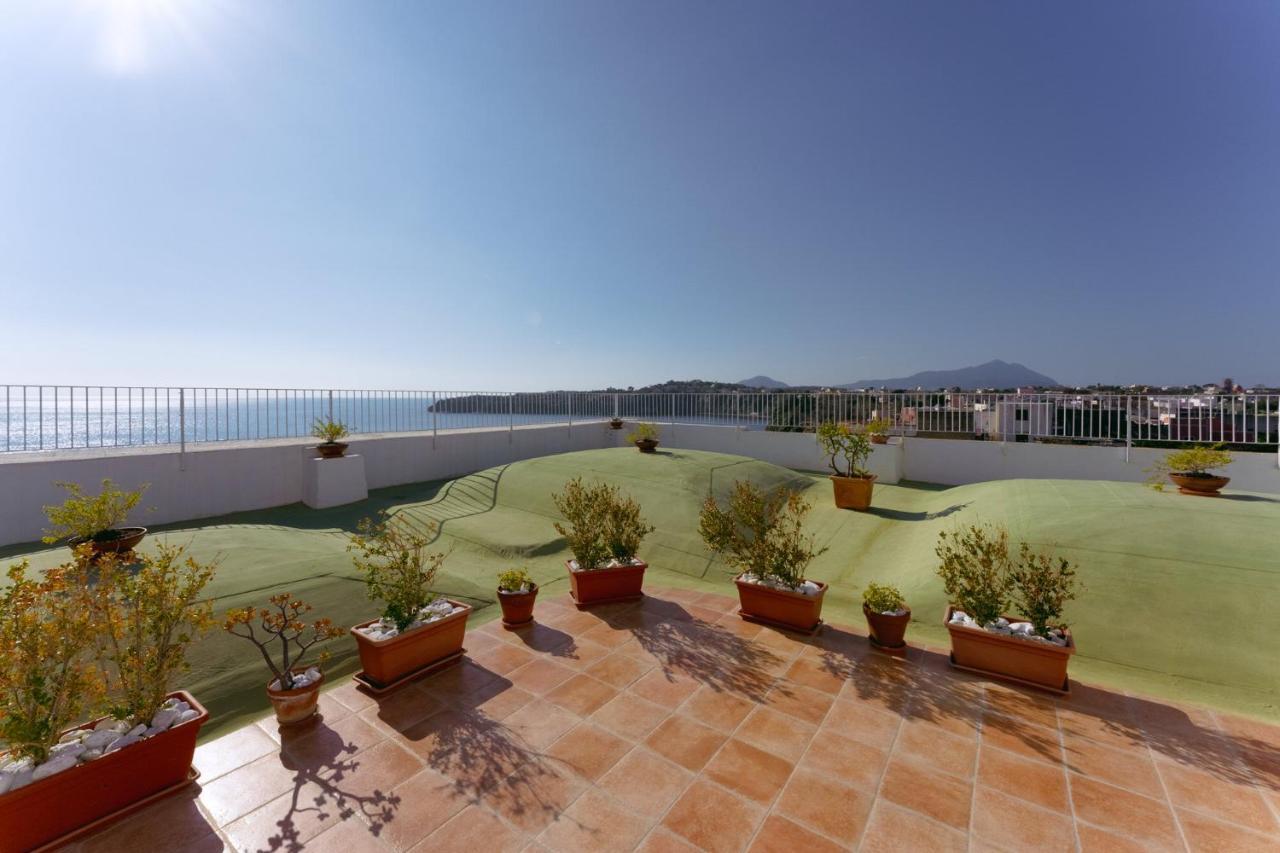 Апартаменты Torretta Corricella- Torretta Прочида Экстерьер фото