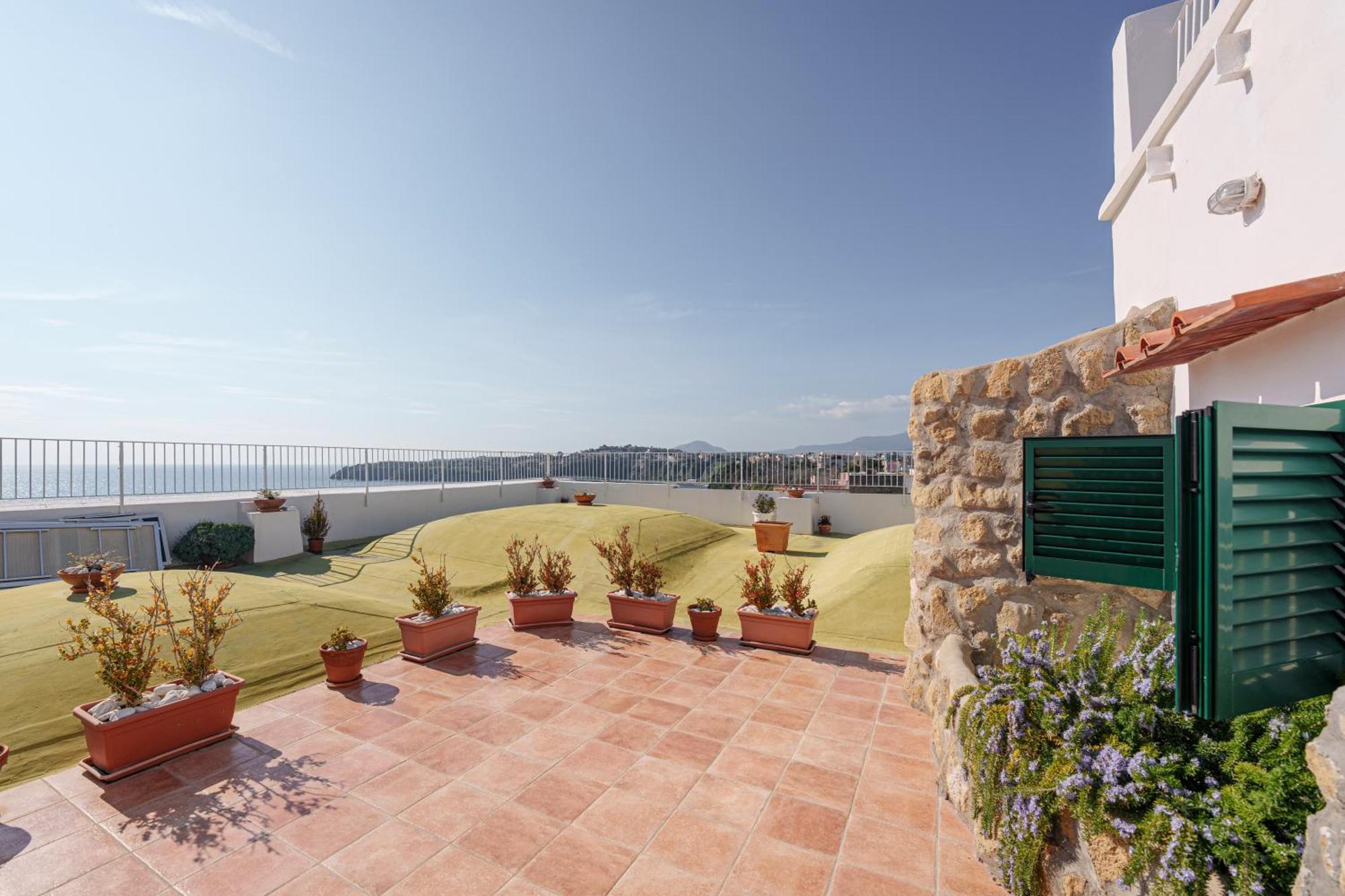Апартаменты Torretta Corricella- Torretta Прочида Экстерьер фото